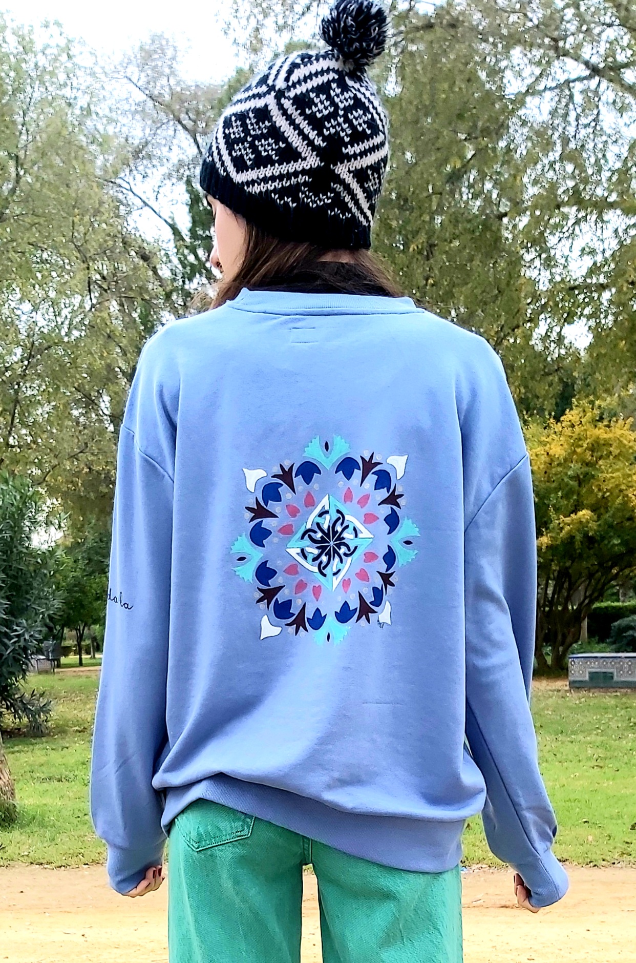 Sudaderas Ecológicas Unisex: una tendencia sin límites 